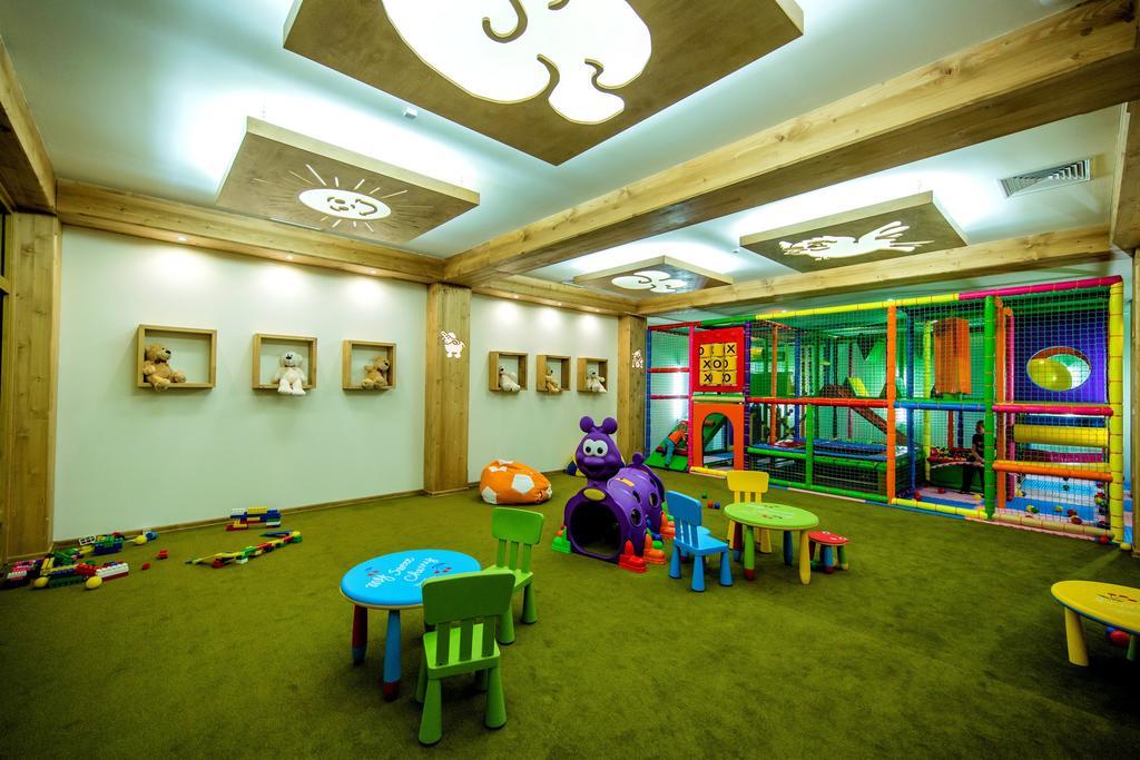 Grand Stasinda Bal Sylwestrowy Animacje Impreza Integracyjna Dwa Posilki Bogaty Bufet Baseny Kregielnia Grota Sauny Squash Silownia Place Zabaw Widoki 1000Mnpm Bukowina Tatrzańska Extérieur photo