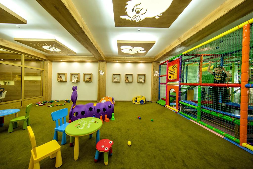 Grand Stasinda Bal Sylwestrowy Animacje Impreza Integracyjna Dwa Posilki Bogaty Bufet Baseny Kregielnia Grota Sauny Squash Silownia Place Zabaw Widoki 1000Mnpm Bukowina Tatrzańska Extérieur photo