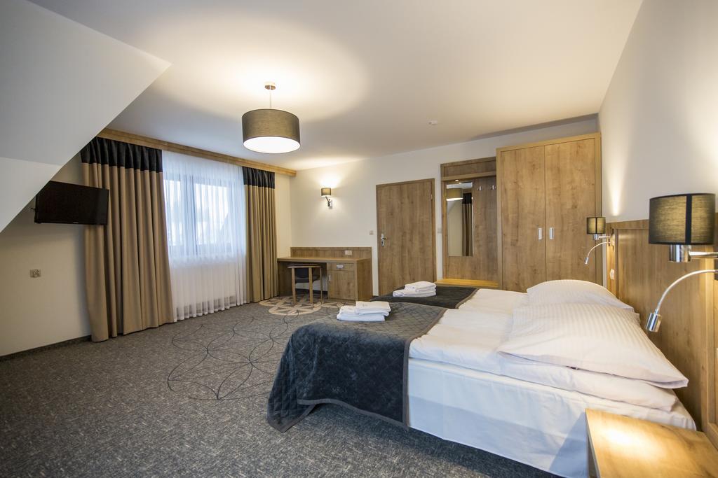 Grand Stasinda Bal Sylwestrowy Animacje Impreza Integracyjna Dwa Posilki Bogaty Bufet Baseny Kregielnia Grota Sauny Squash Silownia Place Zabaw Widoki 1000Mnpm Bukowina Tatrzańska Extérieur photo